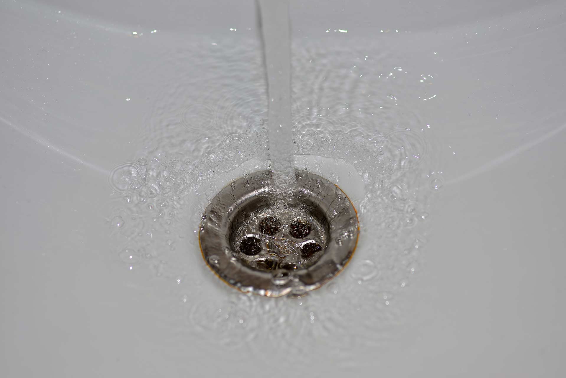 A2B Drains provides services to unblock blocked sinks and drains for properties in North Wembley.